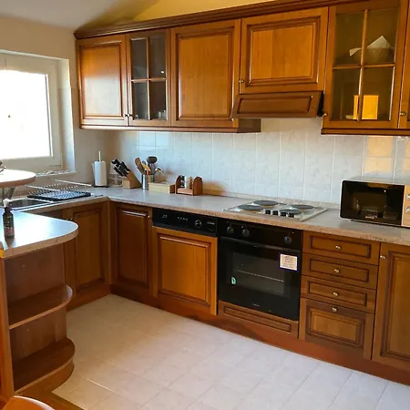 Fjaka Lejlighed Dugi Rat