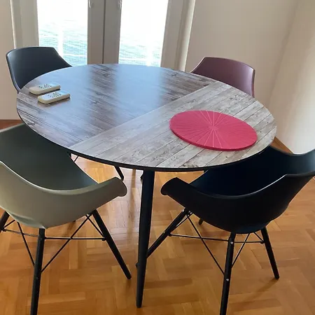 Fjaka Lejlighed Dugi Rat